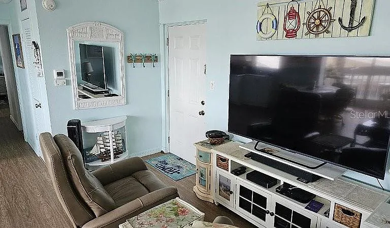 1255 Tarpon Center Dr #304 — Photo 5