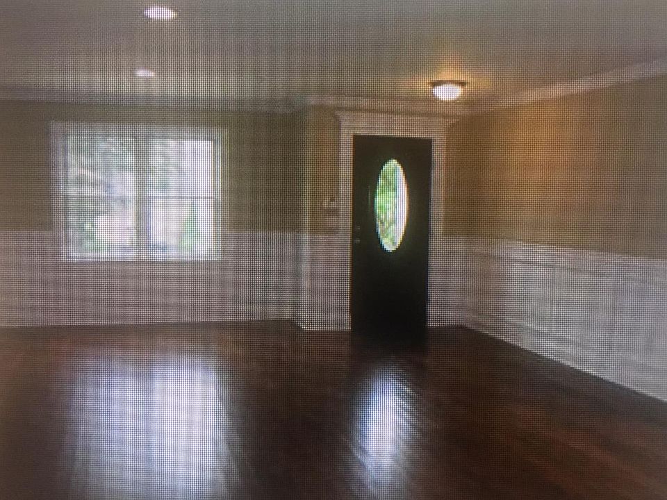 1st image of 320 Claflin Ave