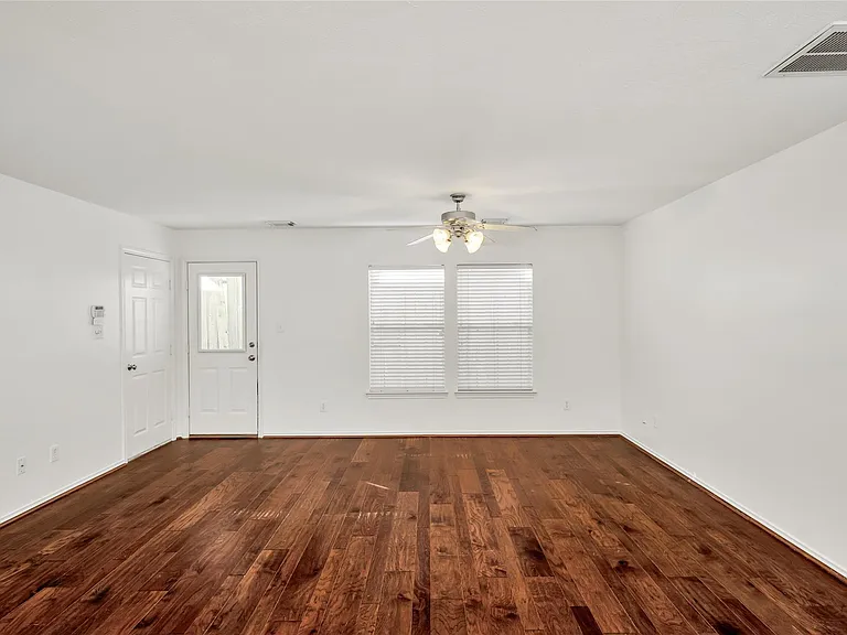 1719 Redwing Bluff Dr — Photo 14
