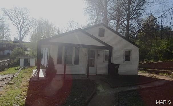 1st image of 818 Arline Ave