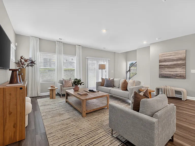 314 Hyssop Ct — Photo 10