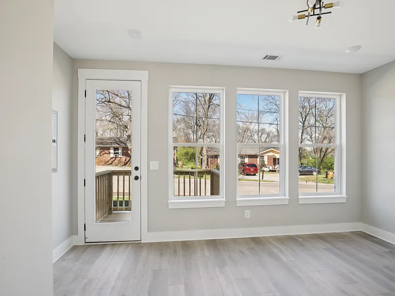 371 Archwood Dr — Photo 18