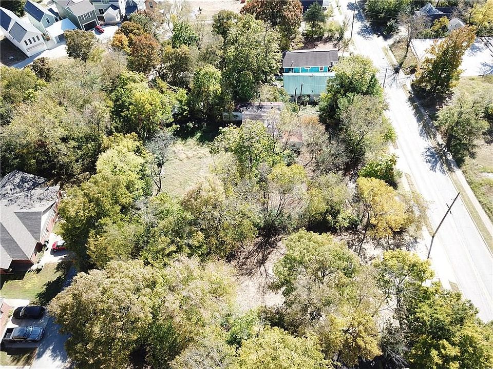 1st image of 222 S College Ave