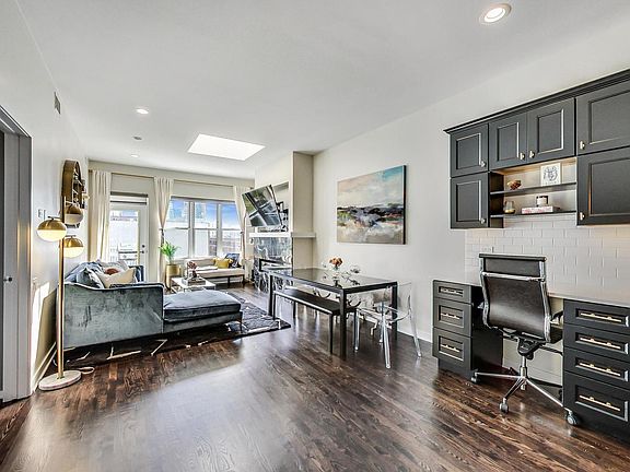 4th image of 1515 N Wells St APT 8C