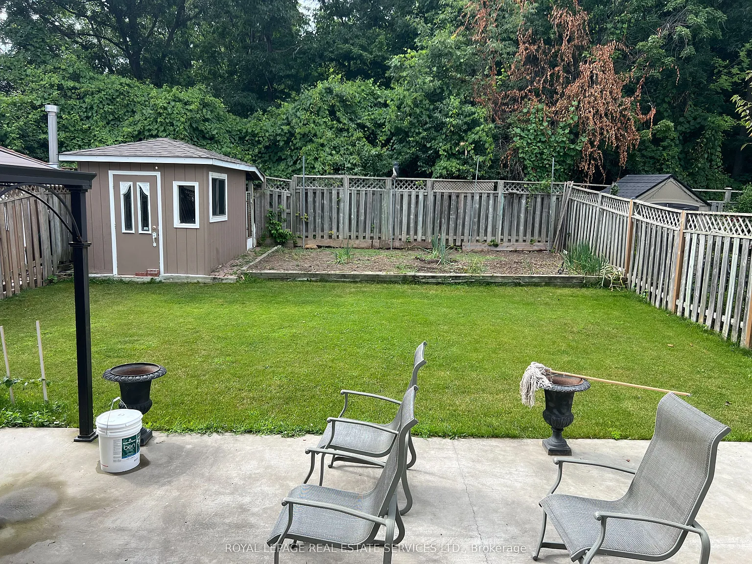 3 bed, $2,400 — Photo 2