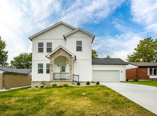 805 Halesworth Dr, Cincinnati, OH 45240