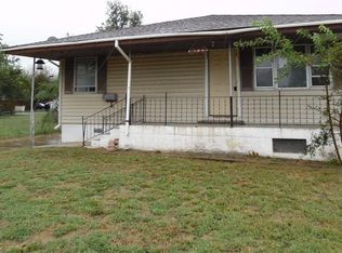 807 N Burford Ave, Watonga, OK 73772