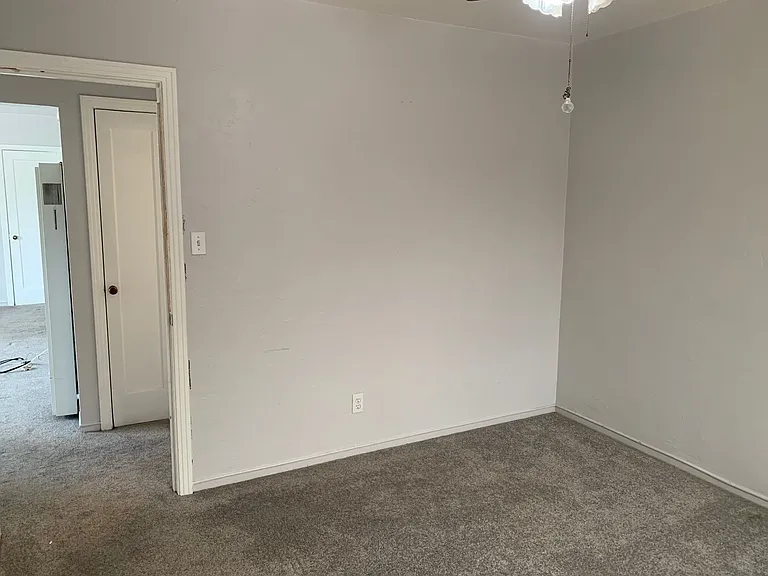 265 Ramona St — Photo 15