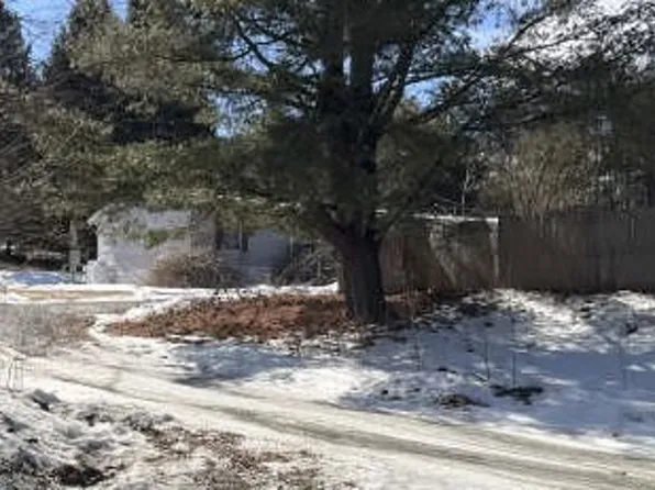 116 Camp Rd, New Berlin, NY 13411