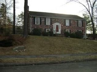 24 Gavin Cir, Reading, MA 01867