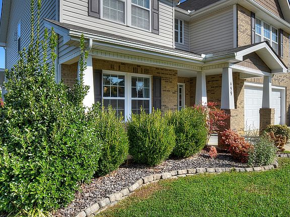 4th image of 499 Cameron Ct