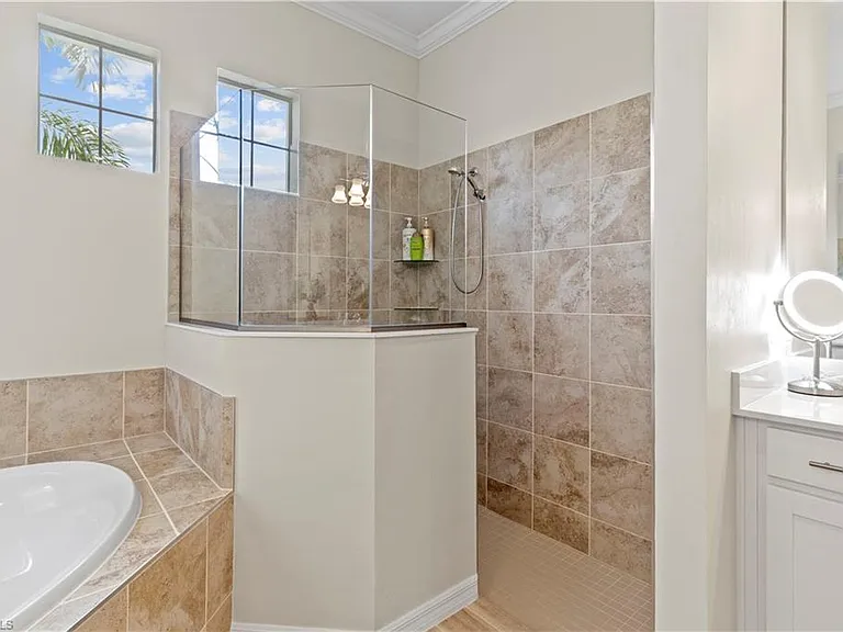 6023 Diamonte Pl — Photo 11