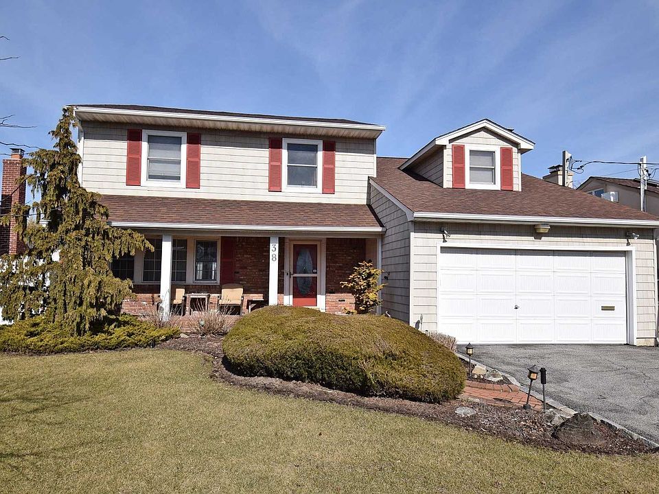 1st image of 38 Reynolds Dr