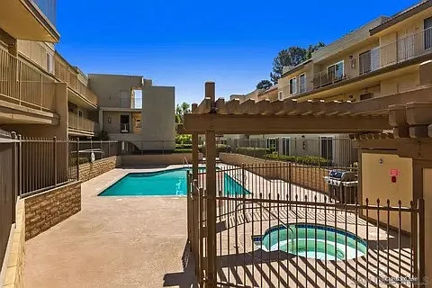 13754 Mango Dr — Photo 2