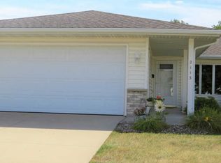 2113 McQuillan Ct SE, Rochester, MN 55904