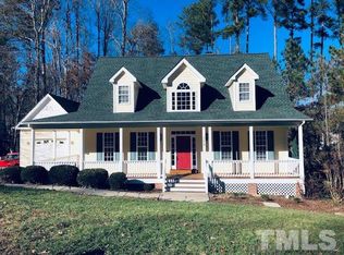 308 Holly Branch Dr, Holly Springs, NC 27540