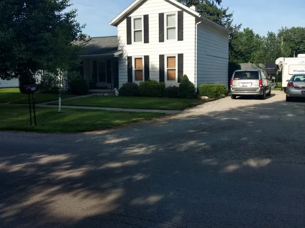 712 Daggett Dr, Napoleon, OH 43545