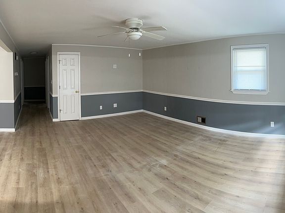 2nd image of 1855 Summit Ave