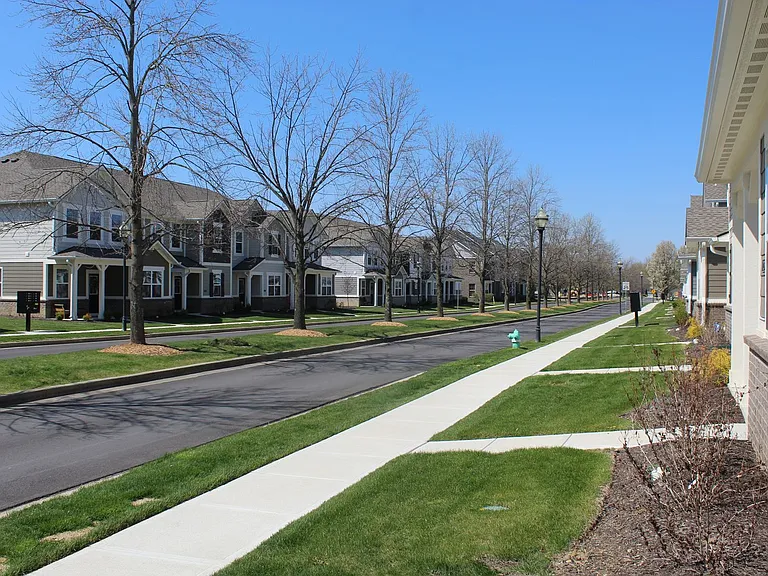 7218 Governors Row — Photo 11