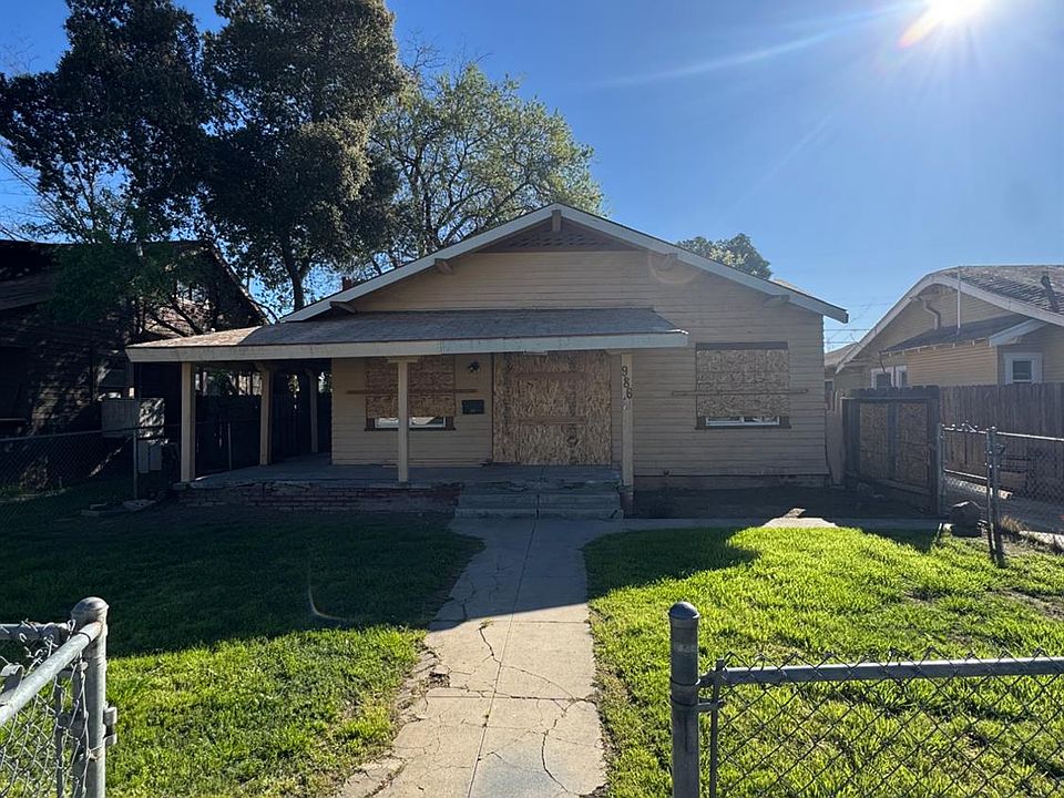 1st image of 986 N Wilson Ave