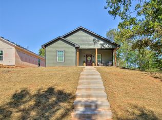 712 E Lincoln Ave, Guthrie, OK 73044