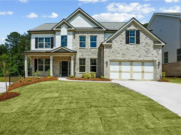 5937 Creek Indian Dr, Sugar Hill, GA 30518
