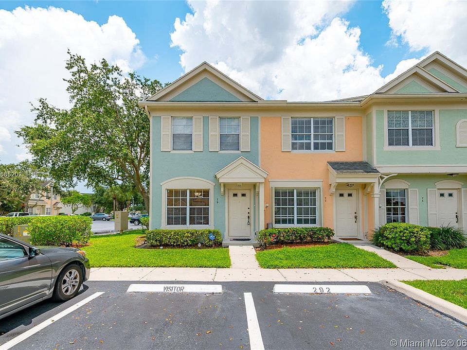 1st image of 79 Whitehead Cir