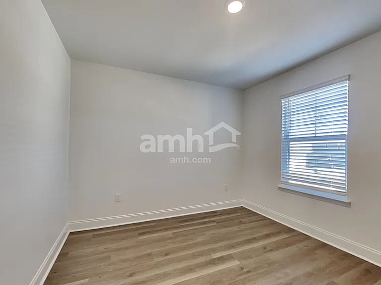 319 Calla Lily Ct — Photo 30