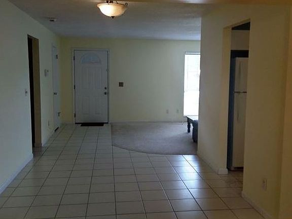 5th image of 11976 Valencia Ct