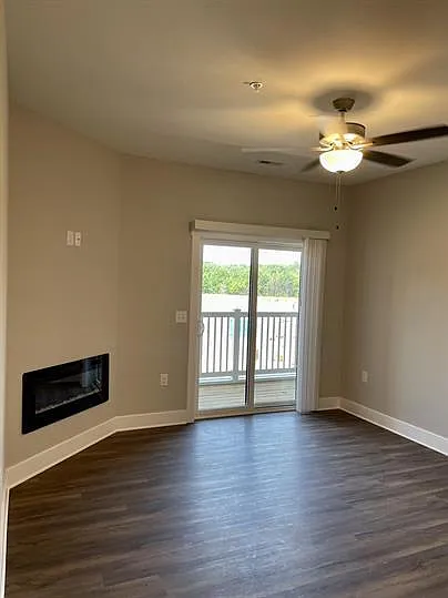 456 English Commons Drive Building A — Photo 33
