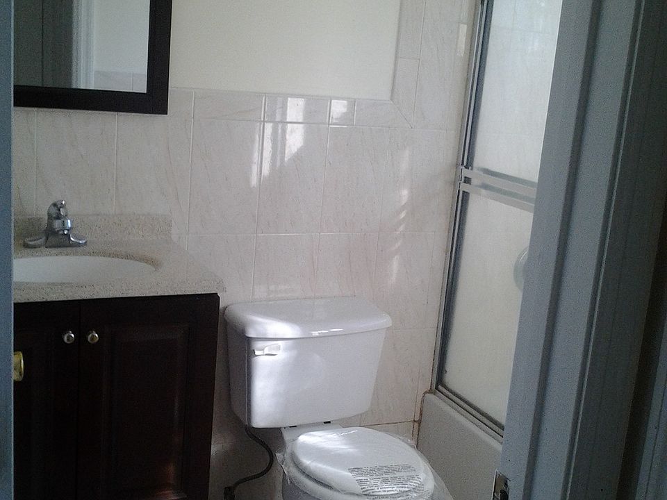 1st image of 275 Maple Pkwy #121