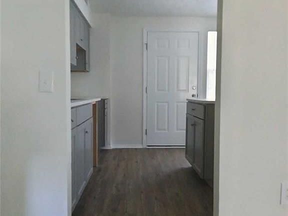 4th image of 2053 Raintree Pl