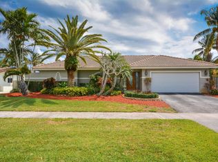 200 N Country Club Blvd, Boca Raton, FL 33487