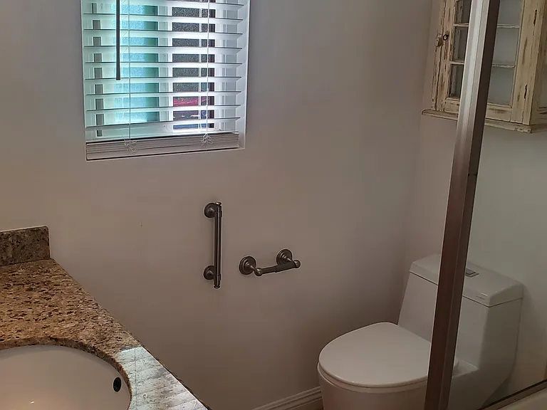312 N Louise St #108 — Photo 10