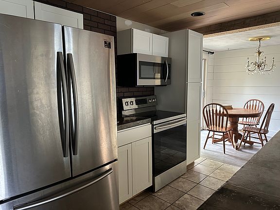2nd image of 5806 Troy Villa Blvd
