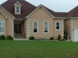 97 Apple Ln, Elizabethtown, KY 42701