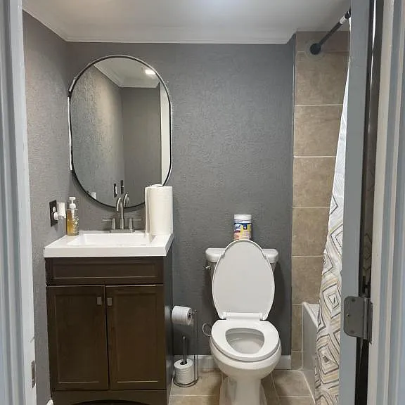 1739 Clover St — Photo 17