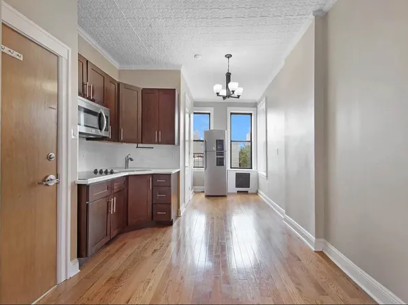 576 Seneca Avenue image 1 of 8