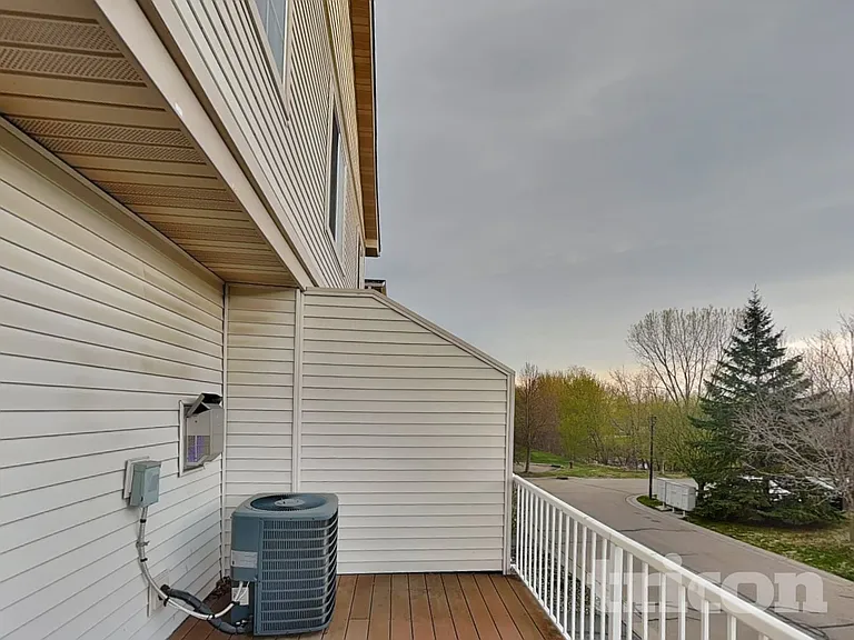 7010 S Park Dr — Photo 18