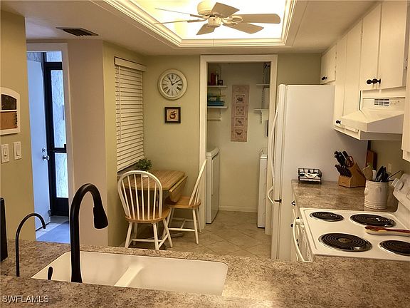 4th image of 25810 Cockleshell Dr #215
