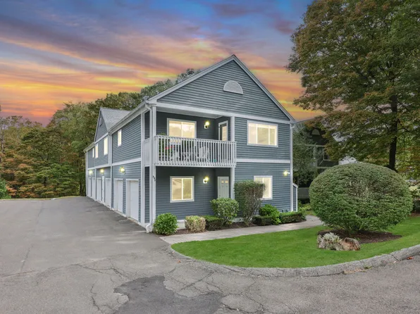 302 Fairmount Drive #B, Monroe, CT 06468