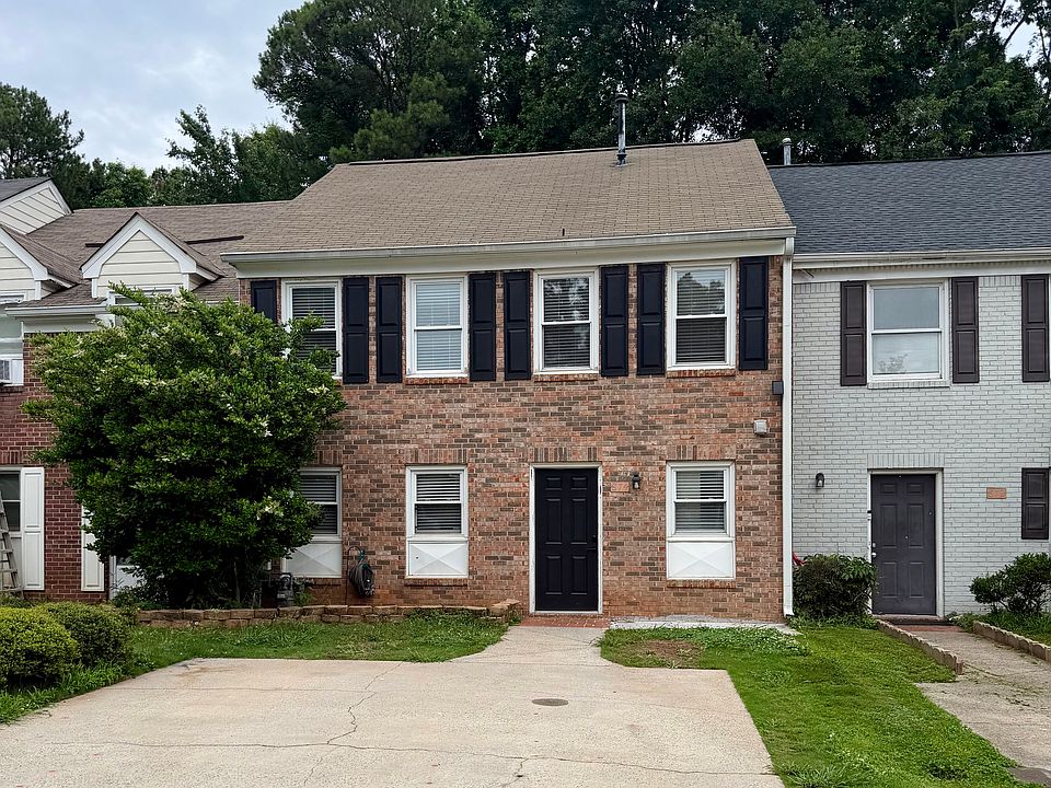 1st image of 874 Baltimore Pl SW