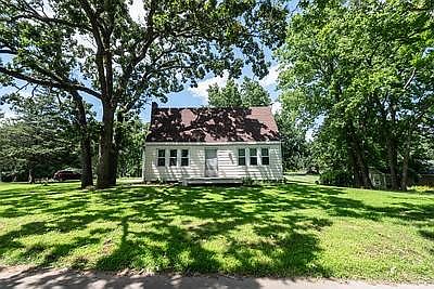 Listing photo 4