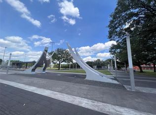 2412 Stuart St, Houston, TX 77004