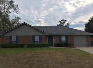 1532 Woodcrest Cir, Hinesville, GA 31313