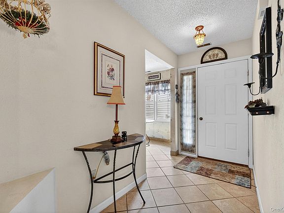 5th image of 40 Spruce Ridge Drive