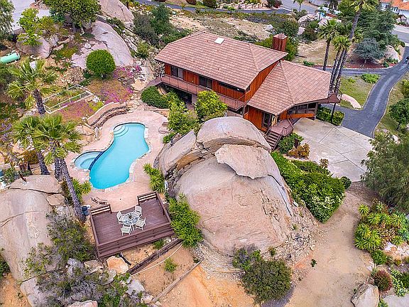 3rd image of 9547 Sage Hill Way