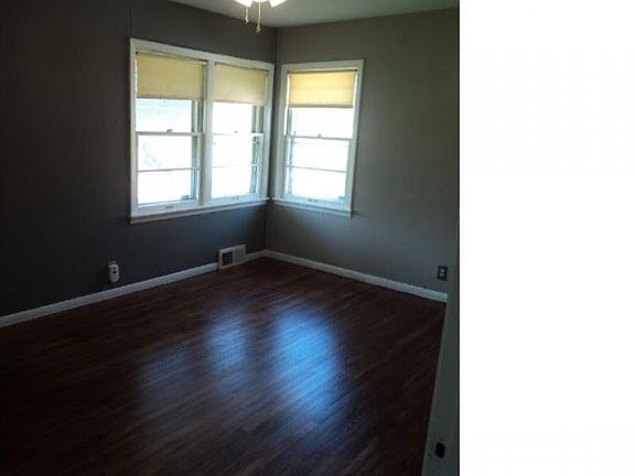 5th image of 127 Hawkinson Ave #1
