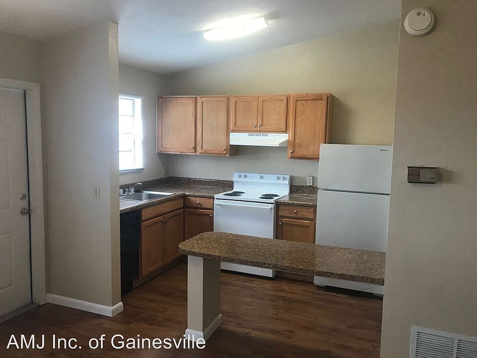 1st image of 2338 NW 64th Pl