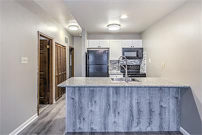 3rd image of 3829 McRee Avenueunit St #B